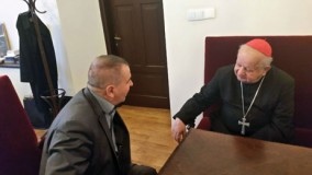 Dariusz Sapiński, Prezes Zarządu Grupy Mlekovita z wizytą u Stanisława Kardynała Dziwisza.