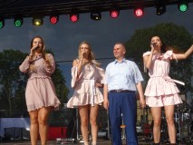 Zespół Top Girls zaśpiewał Dariuszowi Sapińskiemu specjalnie przygotowany utwór o mleku.