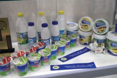 Nowe produkty mleczarni Czarnków (OSM) wytwarzane z mleka od krów żywionych paszami wolnymi od GMO.