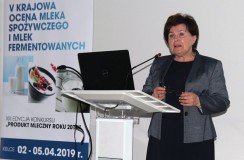 Prof. dr hab. Halina Weker, Kierownik Zakładu Żywienia Instytutu Matki i Dziecka w Warszawie przybliżyła znaczenie składników mleka w żywieniu dzieci, młodzieży oraz kobiet w ciąży i laktacji.