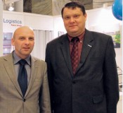 Od lewej: Krzysztof Bortacki, Kierownik Działu Handlu i Marketingu w spółdzielni Krasnystaw (OSM) i Grzegorz Czubaszek, Dyrektor Oddziału Fresh Logistics