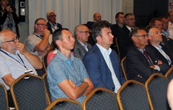 Wśród uczestników tegorocznej konferencji poświęconej problemom gospodarki energią i środowiskiem byli przedstawiciele mleczarni Garwolin (OSM): na zdjęciu pośrodku Robert Kuchnio, Wiceprezes Zarządu ds. Produkcji.