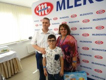 Dariusz Sapiński znalazł czas dla wszystkich partnerów Grupy Mlekovita, także dla Forum Mleczarskiego. Piknikowa atmosfera sprzyjała zaś rodzinnym zdjęciom i zabawie.