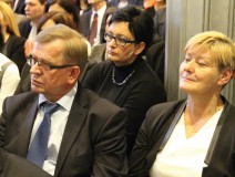 Od lewej: Waldemar Paziewski, Prezes Zarządu i Hanna Dębowska, Wiceprezes ds. Skupu i Handlu w spółdzielni Garwolin (OSM) 