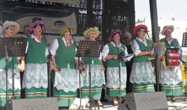 Występy zespołów ludowych kultywujących najlepsze tradycje regionu były integralną częścią Dożynek.