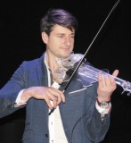 Grzegorz Carnas Magnetig Violin Show 