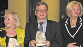 Nagrody za najlepszy produkt odebrał również Waldemar Paziewski, Prezes Zarządu mleczarni Garwolin (OSM)