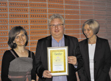 od lewej: Monika Sowa, Zastępca Kierownika Działu Badań i Rozwoju; Karol Selinski, Dyrektor Działu Sprzedaży i Marketingu; Pani Beata Kułycz, Kierownik Sprzedaży w firmie Zentis Polska